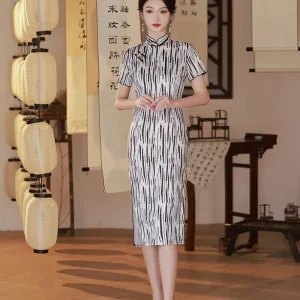 Robe Chinoise Rayures