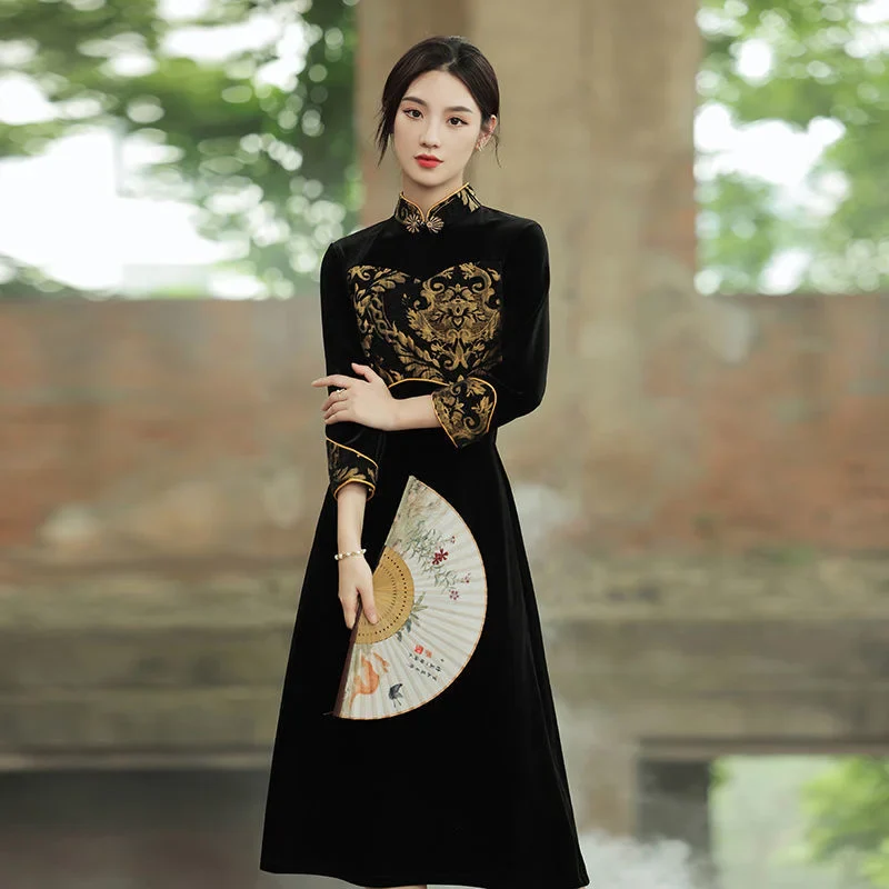 Cheongsam Robe Noire Style Ethnique – Image 3