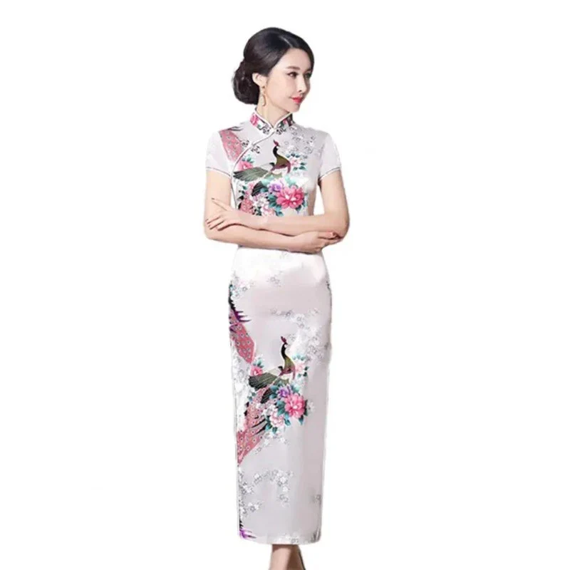 Cheongsam Classique Manches Courtes – Image 9