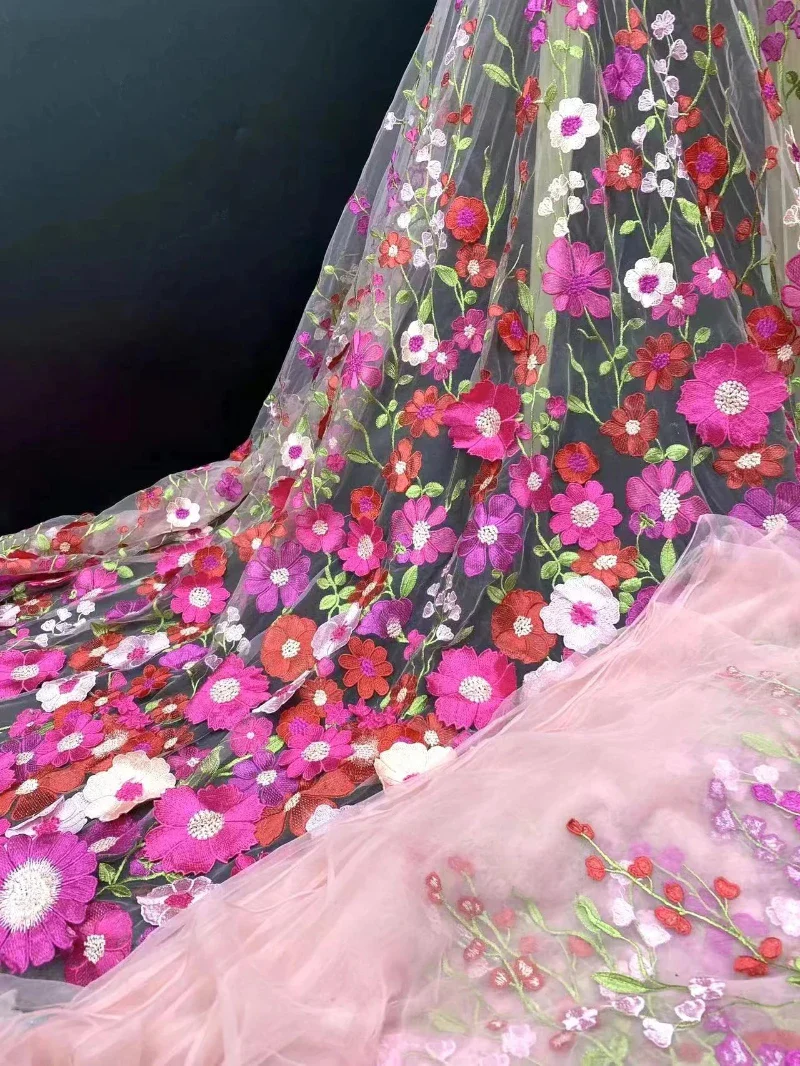 Tissu Chinois Brodé Unilatéral – Image 6