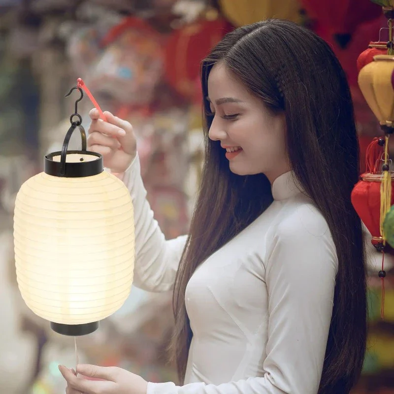 Lampion Chinois En Papier Suspendu