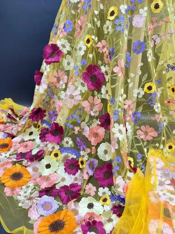 Tissu Chinois Brodé Unilatéral – Image 7