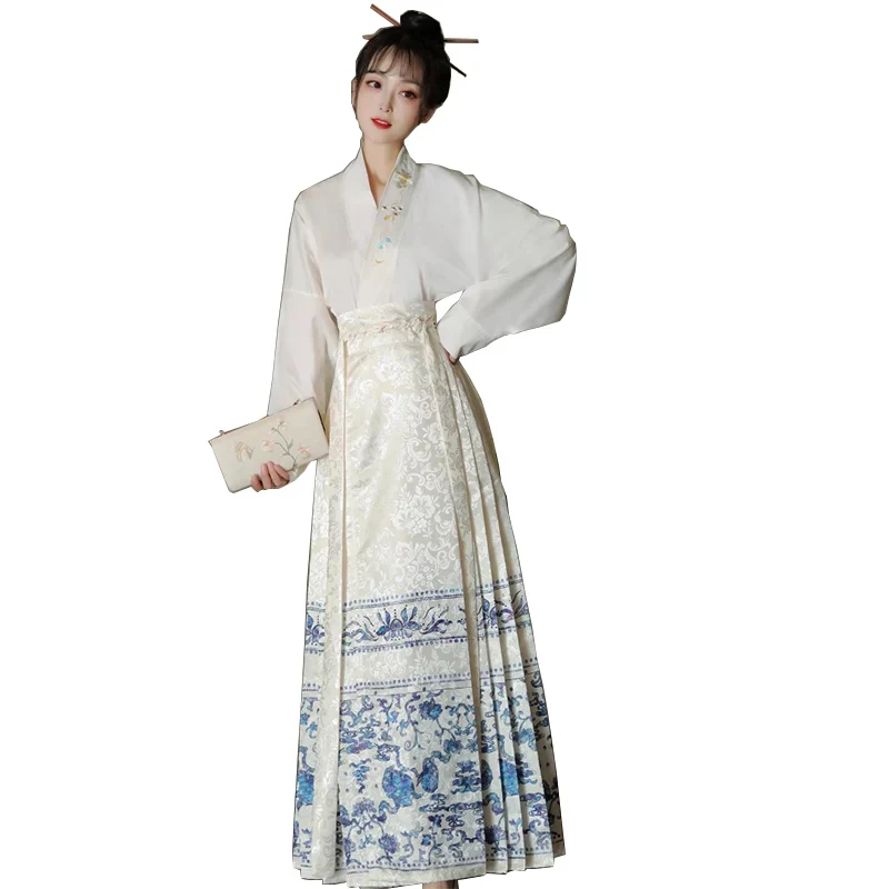 Robe Chinoise Brodée Automne – Image 7