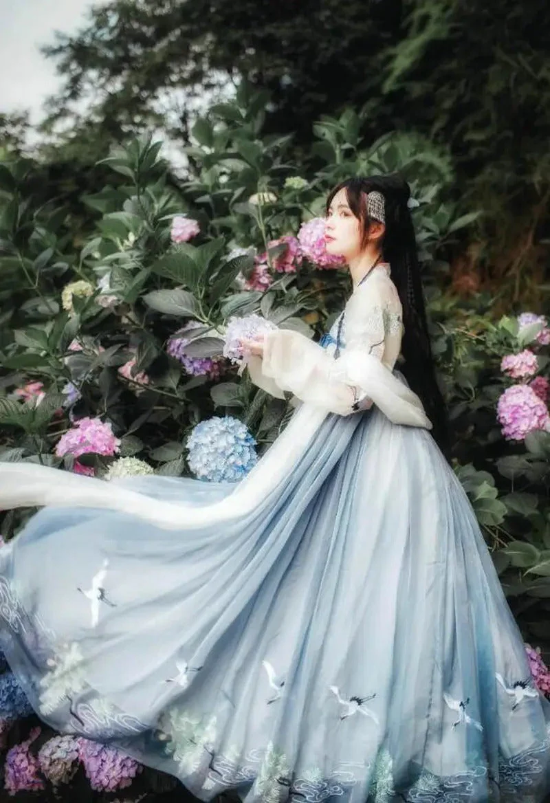 Hanfu Court Rouge et Blanc – Image 5