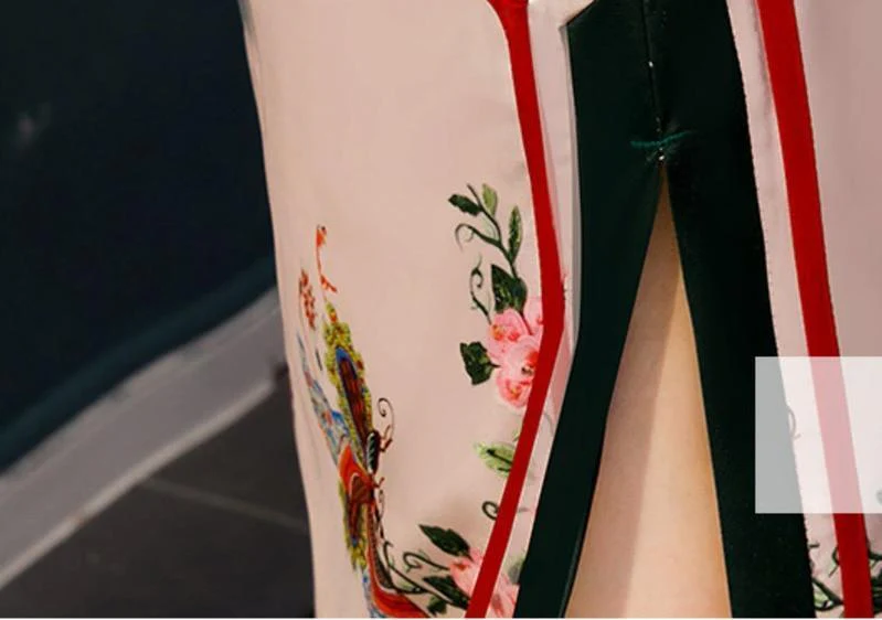 Robe Chinoise Motifs Fleurs – Image 4