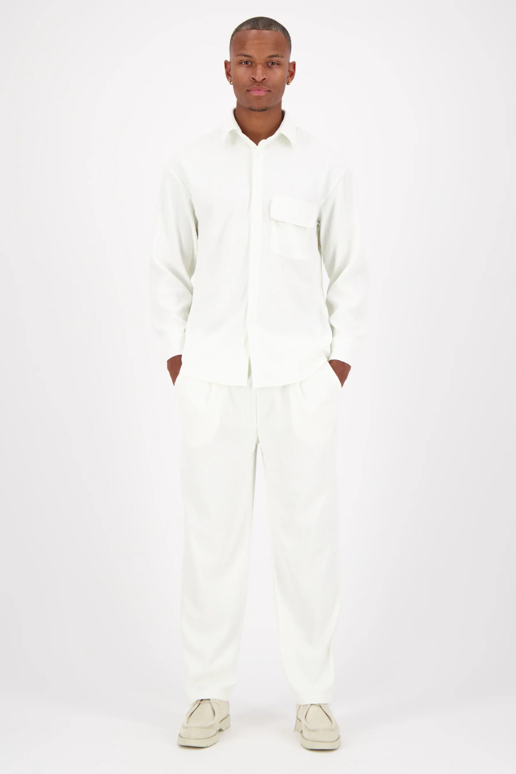 TEXTURED straight pant – Image 3