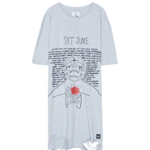 Robe déchirée imprimé tête de mort gris