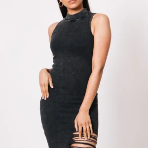 Robe déchirée côtelée noir