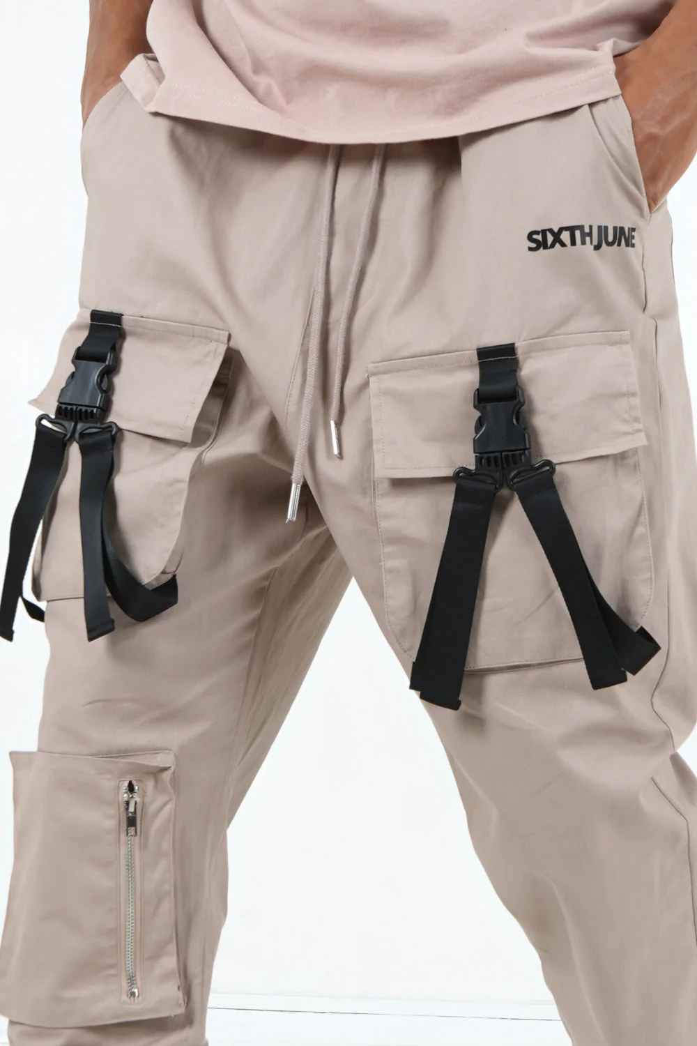 Cargo boucles poches logo Beige foncé – Image 4