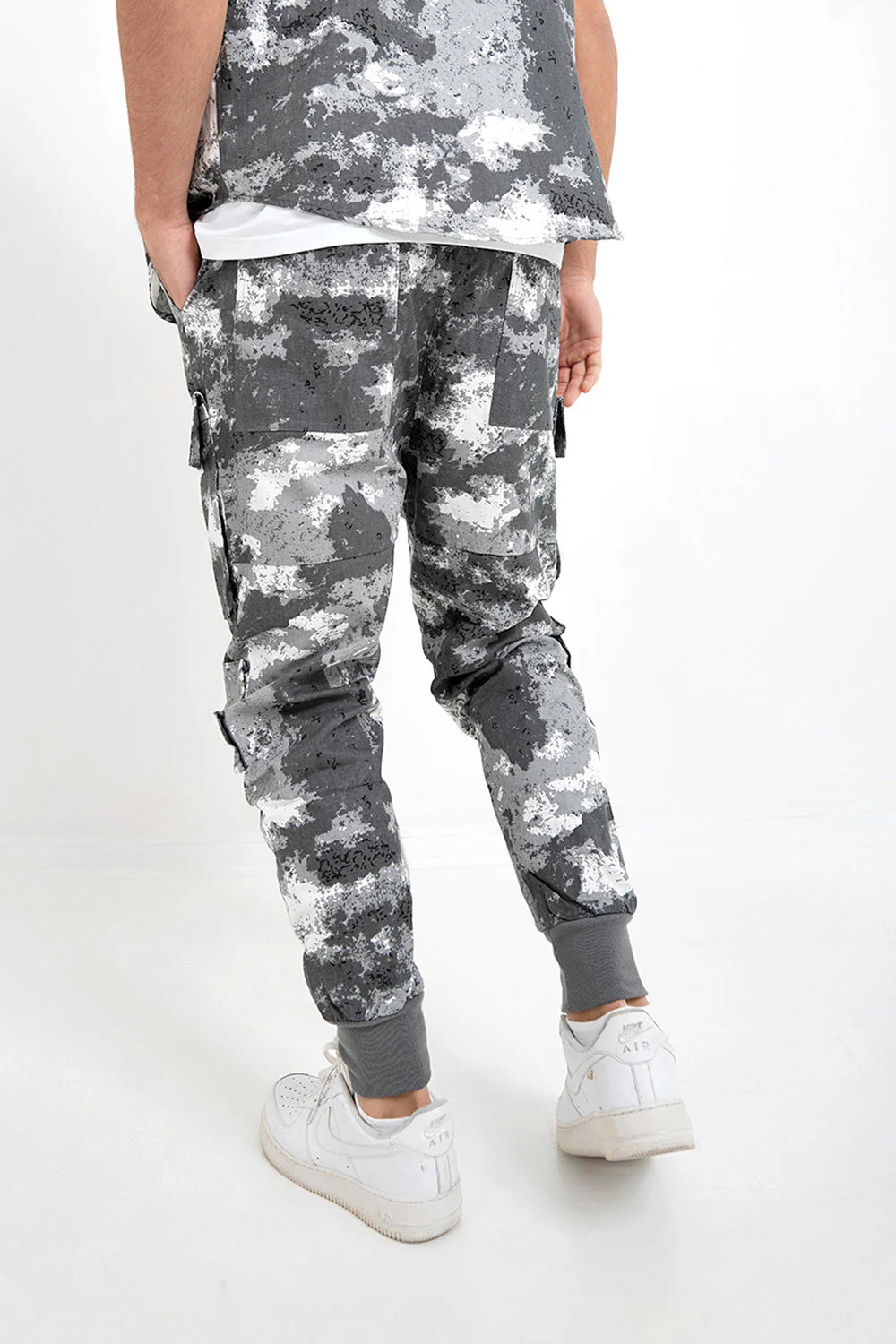 Pantalon cargo camouflage Gris – Image 5