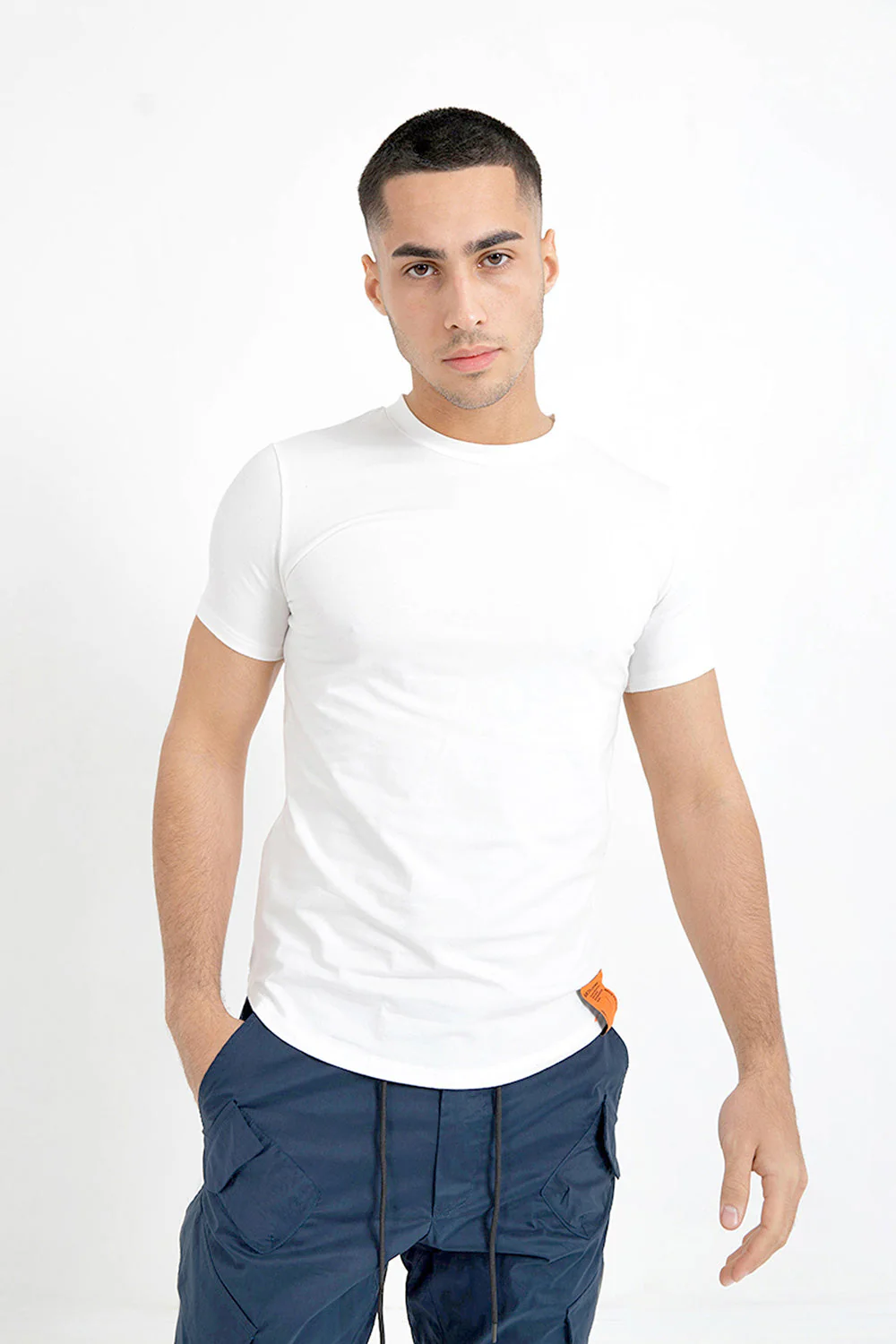 T-shirt moulant uni Blanc – Image 4